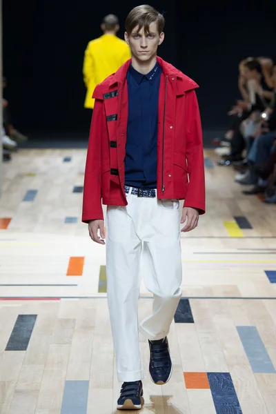 Look 29